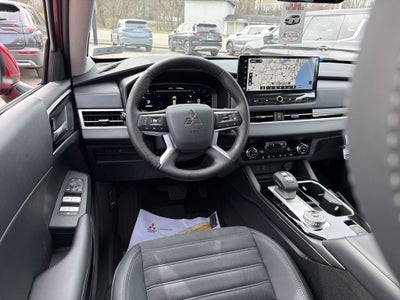 2026 Mitsubishi Outlander SE