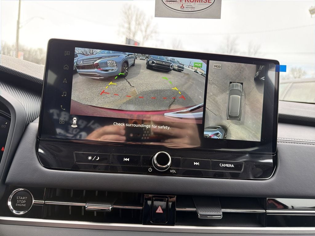 2026 Mitsubishi Outlander SE