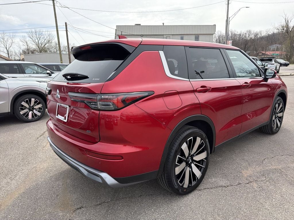 2026 Mitsubishi Outlander SE