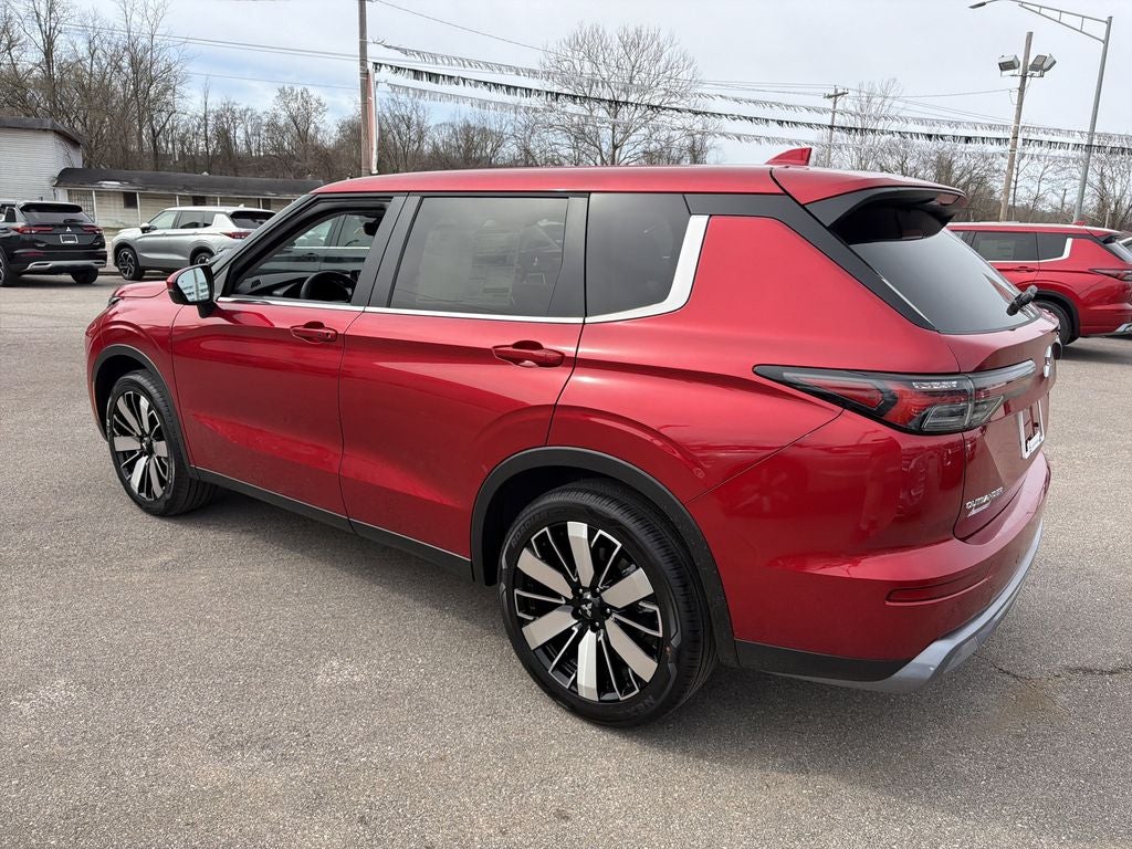 2026 Mitsubishi Outlander SE