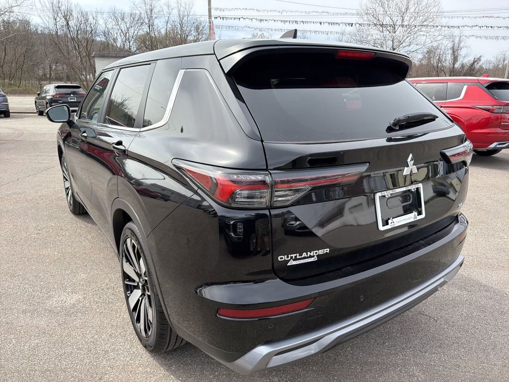 2026 Mitsubishi Outlander SE
