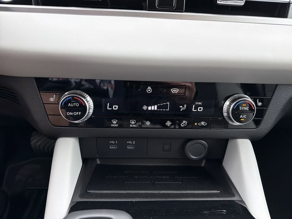 2026 Mitsubishi Outlander SE