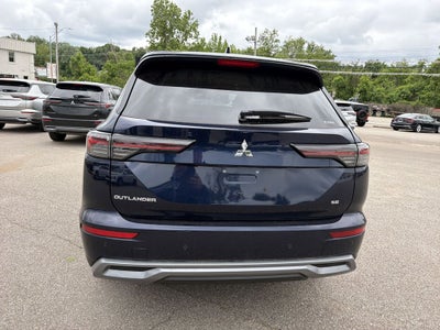 2026 Mitsubishi Outlander SE