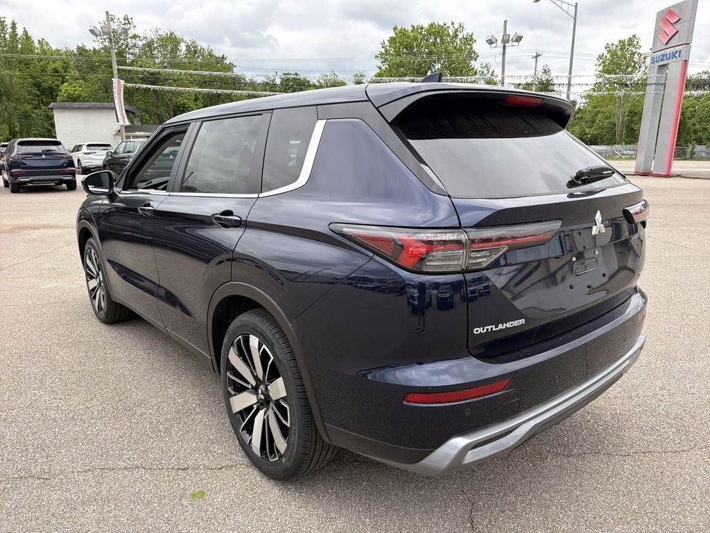 2026 Mitsubishi Outlander SE