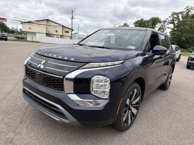 2026 Mitsubishi Outlander SE