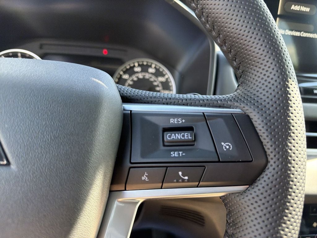 2026 Mitsubishi Outlander LE
