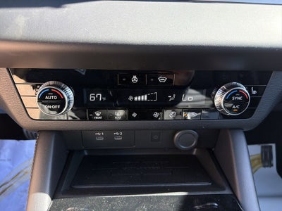 2026 Mitsubishi Outlander LE