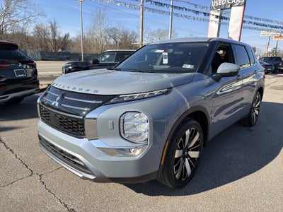 2026 Mitsubishi Outlander SE