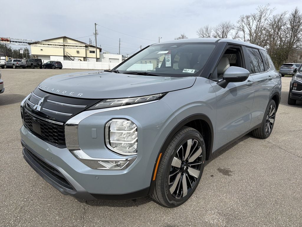 2026 Mitsubishi Outlander SE