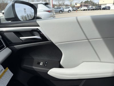 2026 Mitsubishi Outlander SE