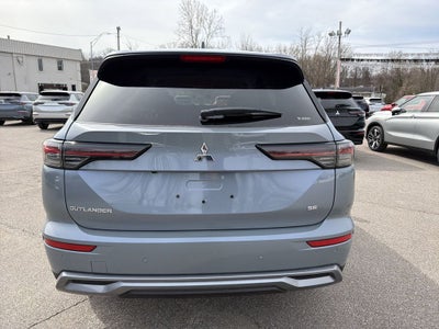 2026 Mitsubishi Outlander SE