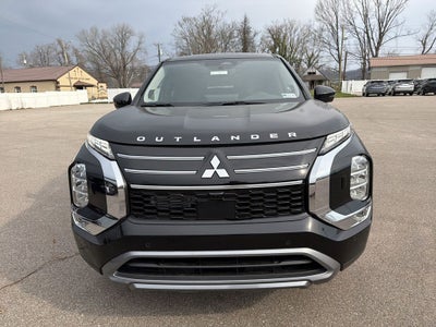 2026 Mitsubishi Outlander SE
