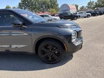 2026 Mitsubishi Outlander LE