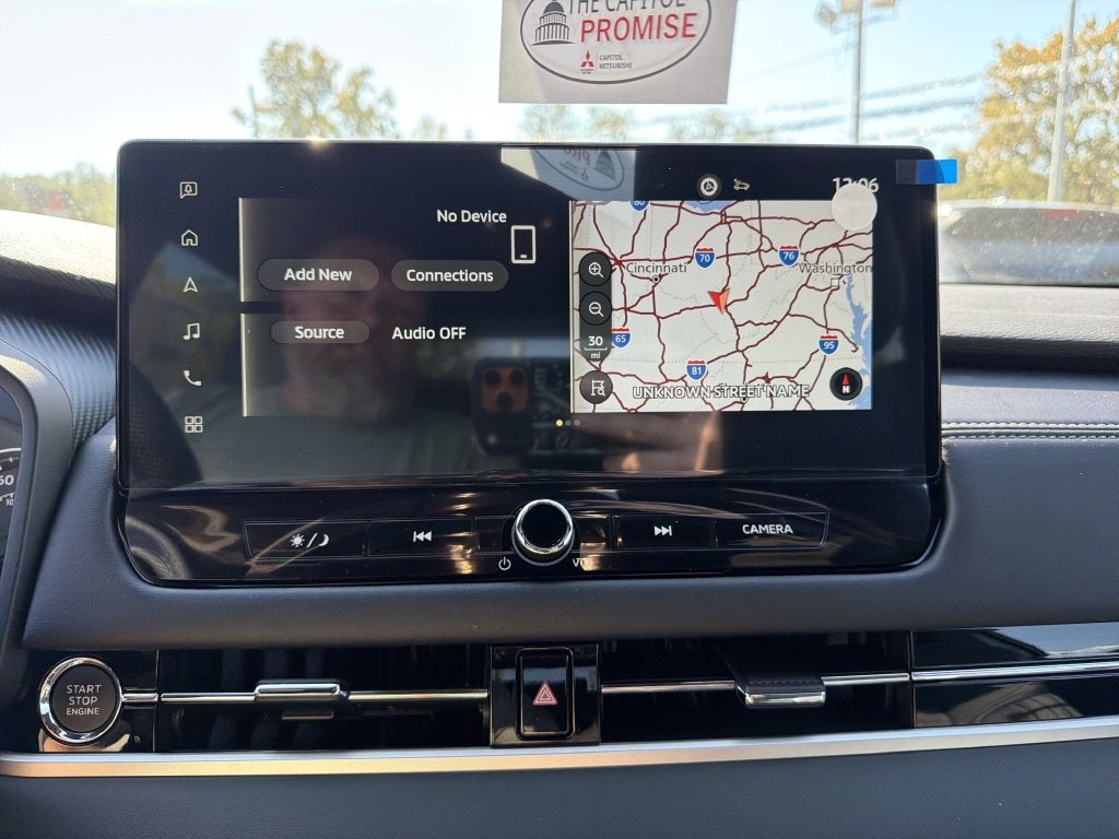 2026 Mitsubishi Outlander LE