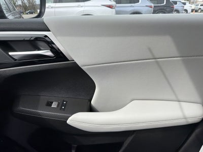2026 Mitsubishi Outlander SE