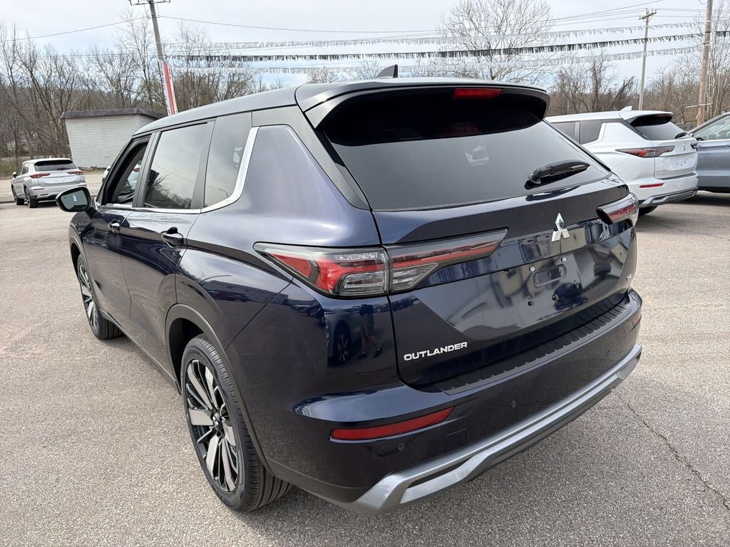 2026 Mitsubishi Outlander SE