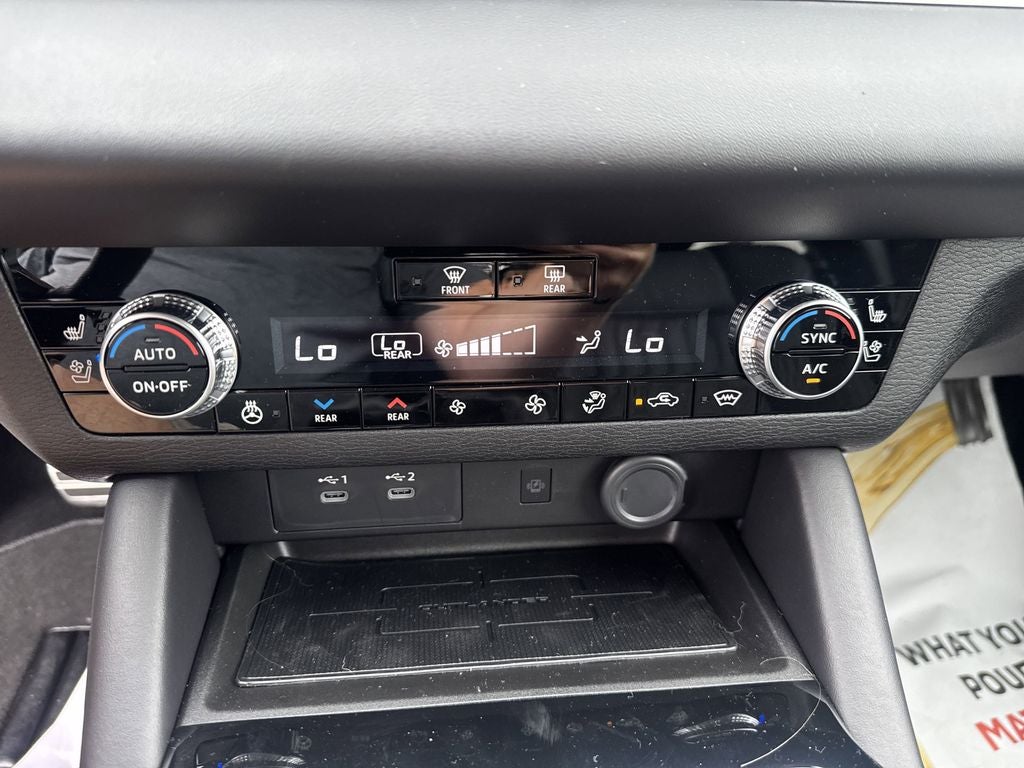 2025 Mitsubishi Outlander SEL