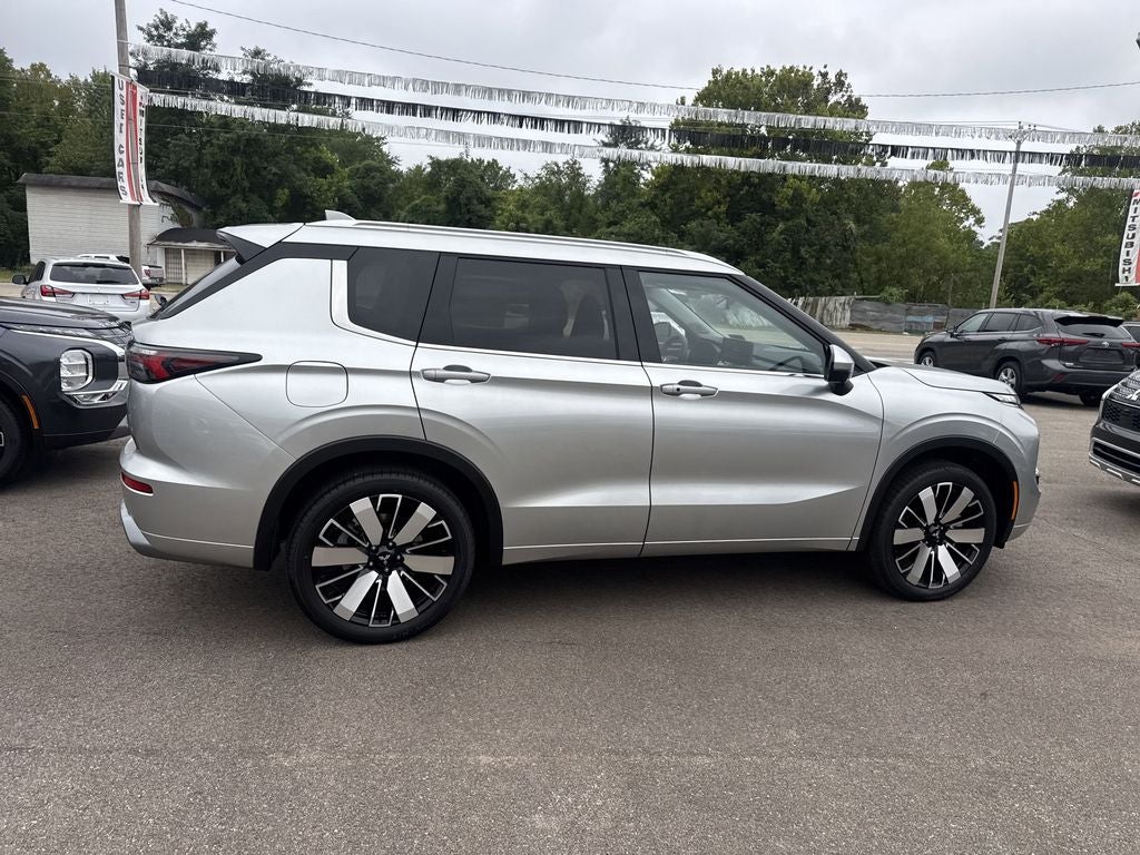 2025 Mitsubishi Outlander SEL