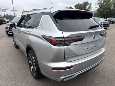 2025 Mitsubishi Outlander SEL
