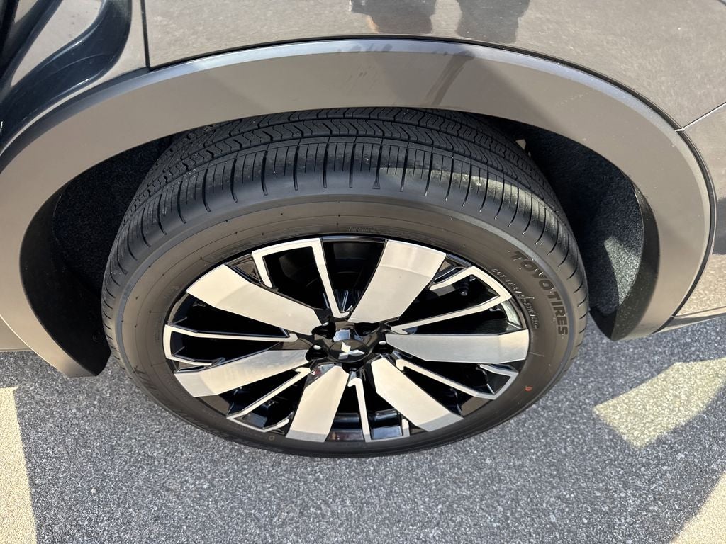 2025 Mitsubishi Outlander SEL