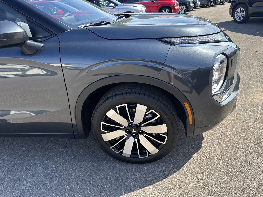 2025 Mitsubishi Outlander SEL
