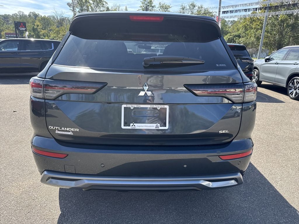 2025 Mitsubishi Outlander SEL