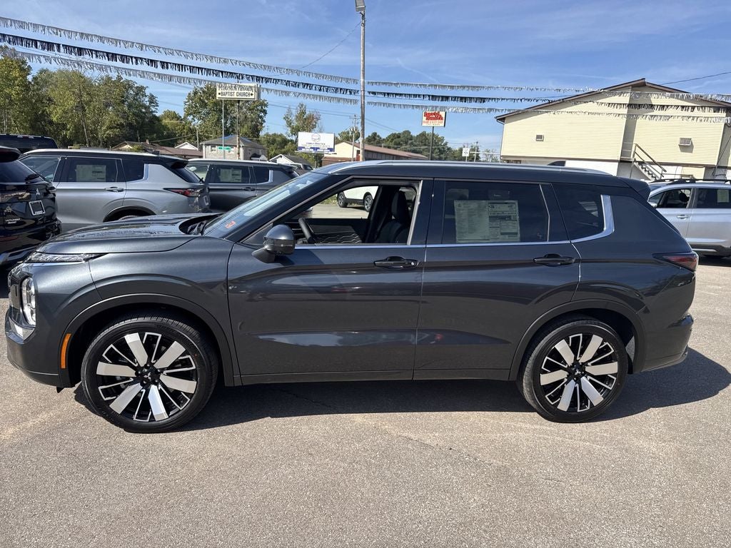 2025 Mitsubishi Outlander SEL