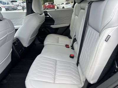 2025 Mitsubishi Outlander SEL