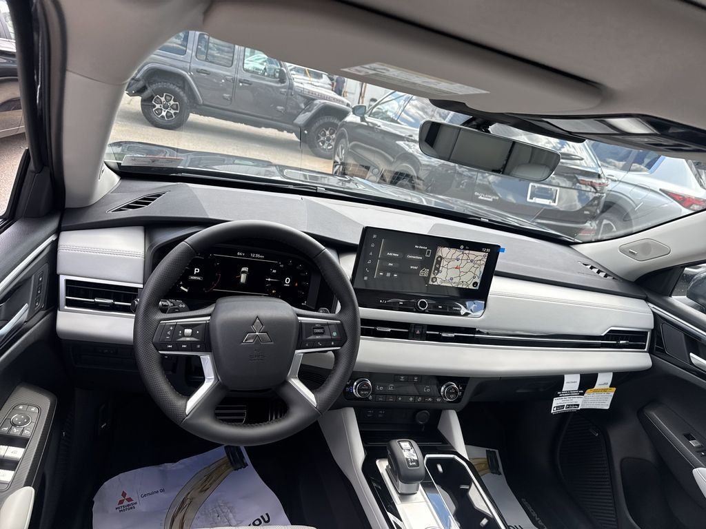 2025 Mitsubishi Outlander SEL