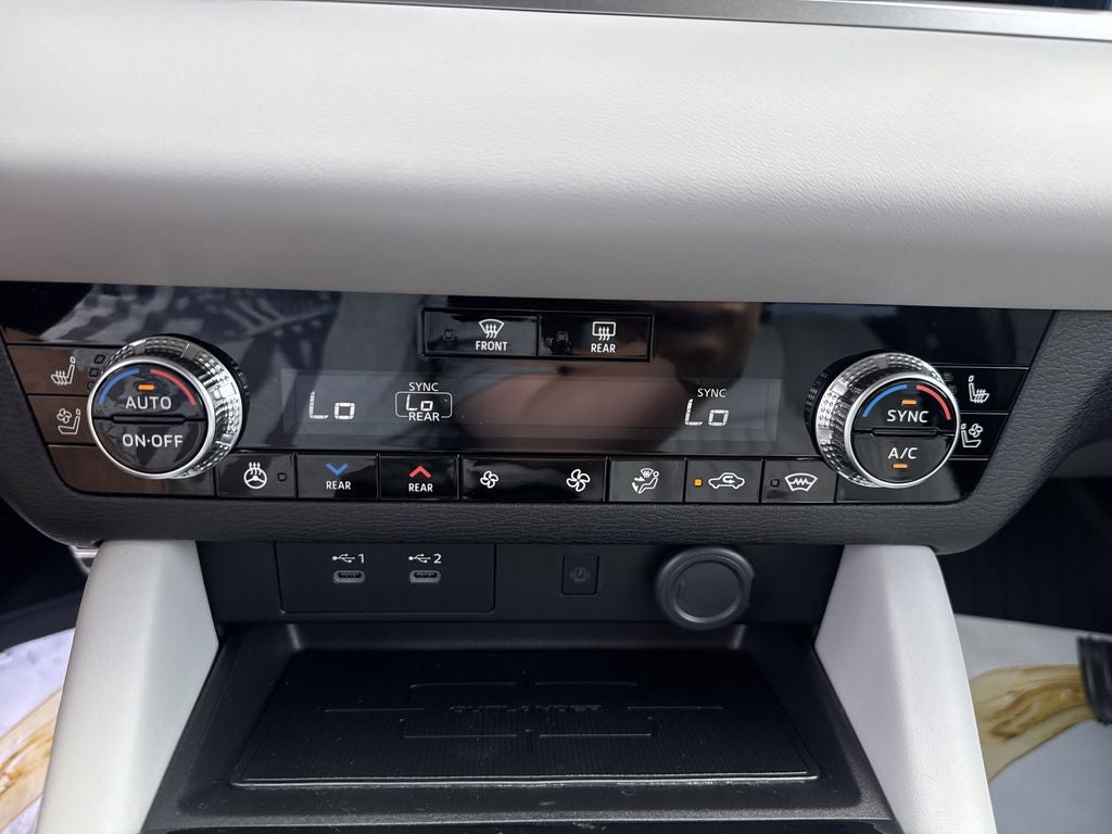 2025 Mitsubishi Outlander SEL