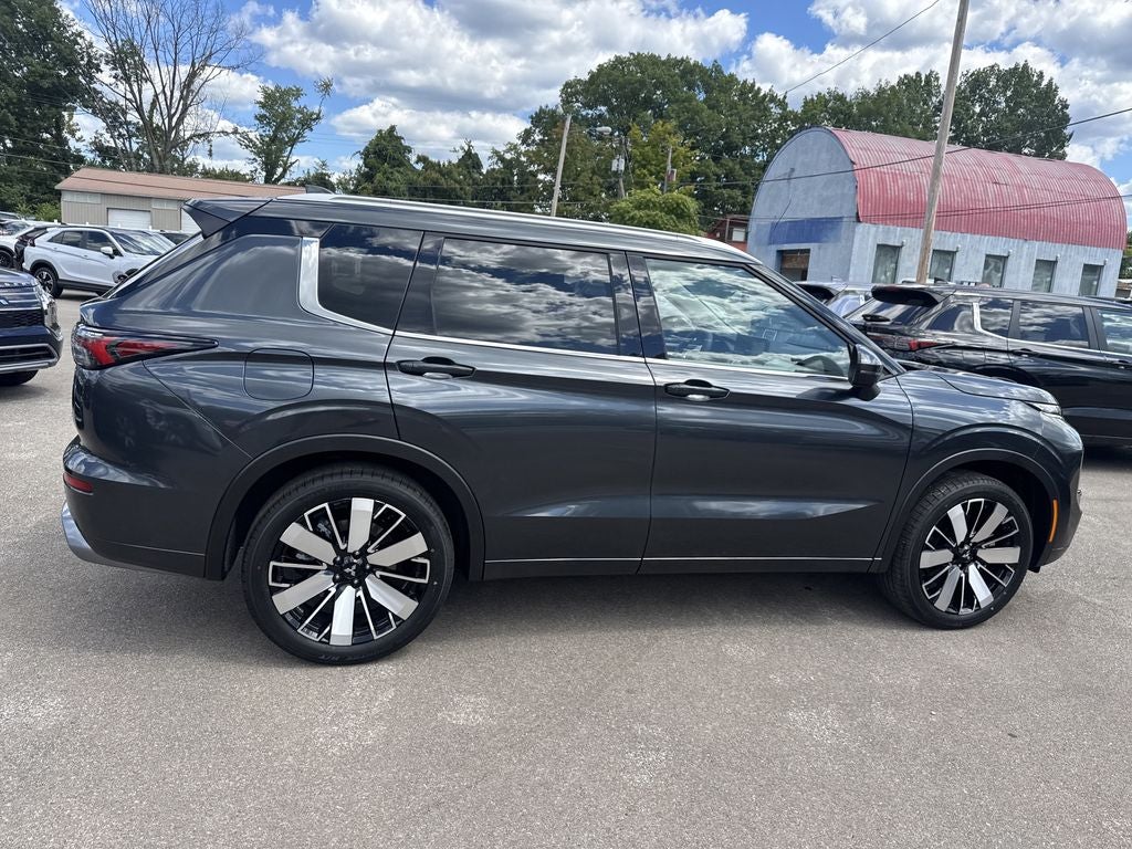 2025 Mitsubishi Outlander SEL