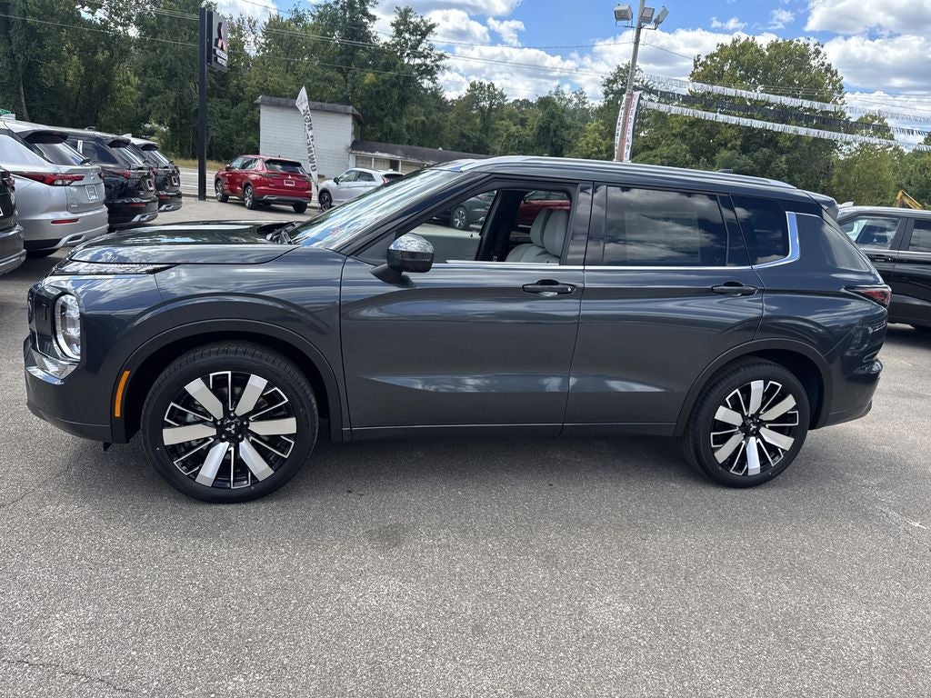 2025 Mitsubishi Outlander SEL