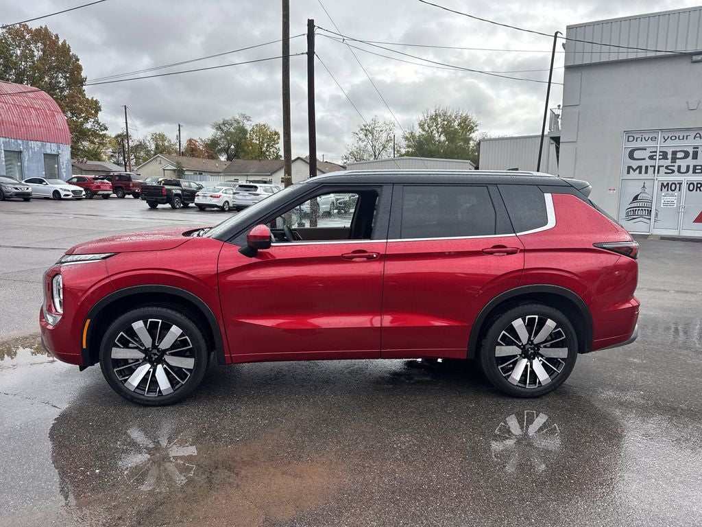 2025 Mitsubishi Outlander SEL