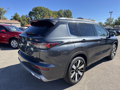 2025 Mitsubishi Outlander SEL