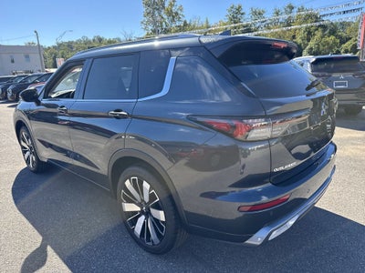 2025 Mitsubishi Outlander SEL