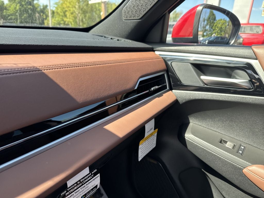 2025 Mitsubishi Outlander SEL