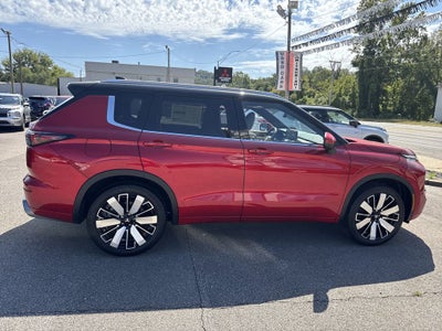 2025 Mitsubishi Outlander SEL