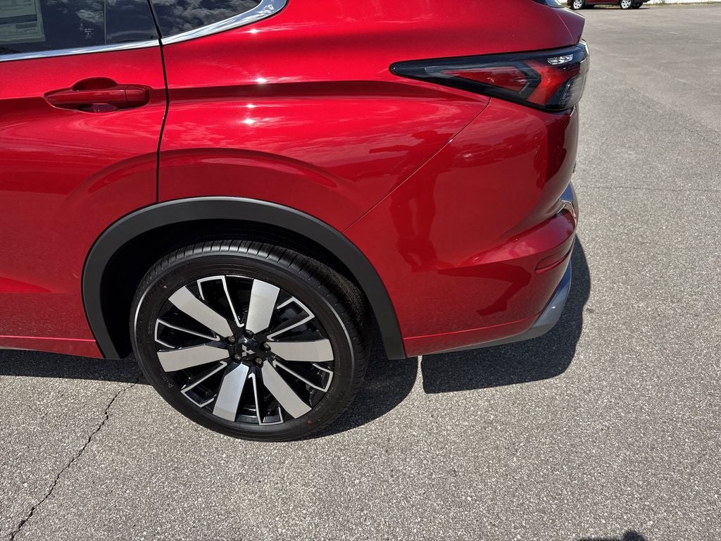 2025 Mitsubishi Outlander SEL