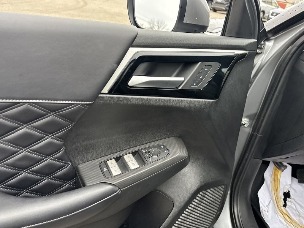 2024 Mitsubishi Outlander SEL