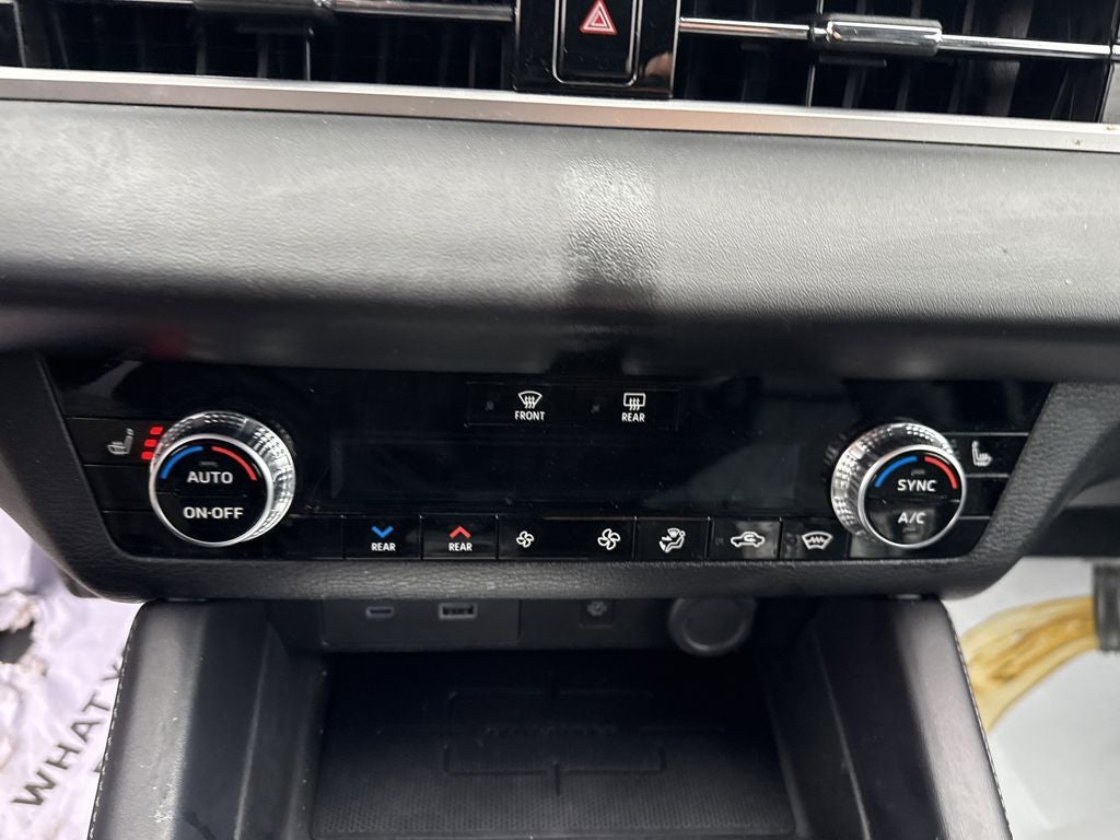 2024 Mitsubishi Outlander SEL