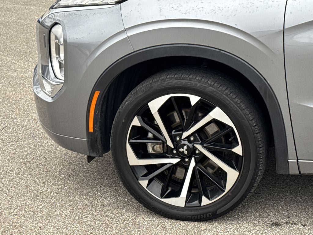 2024 Mitsubishi Outlander SEL