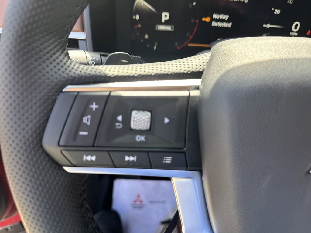 2025 Mitsubishi Outlander SEL