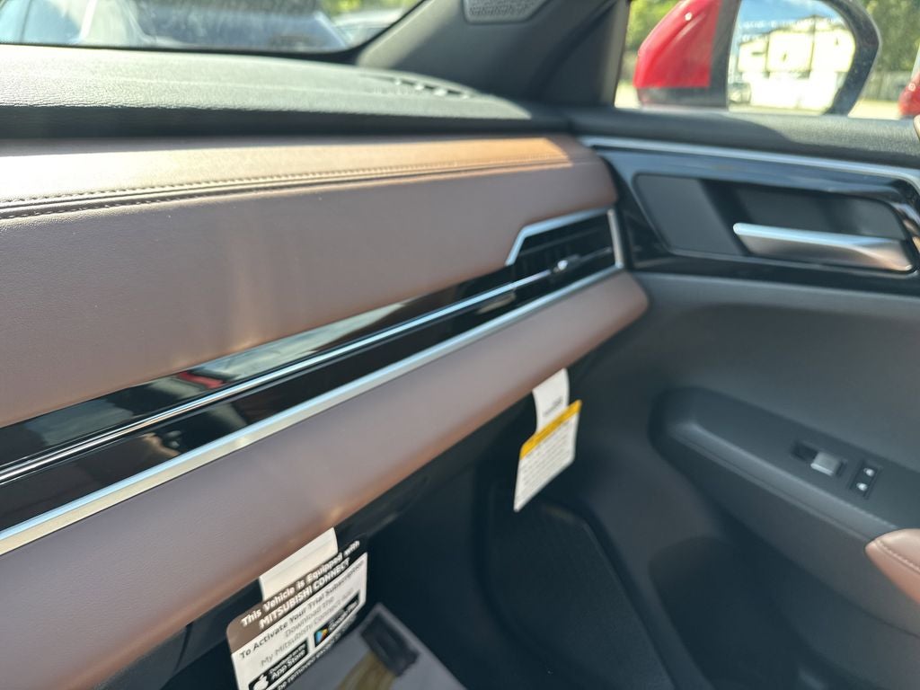 2025 Mitsubishi Outlander SEL