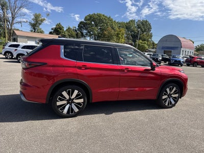 2025 Mitsubishi Outlander SEL