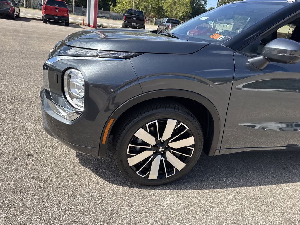 2025 Mitsubishi Outlander SEL