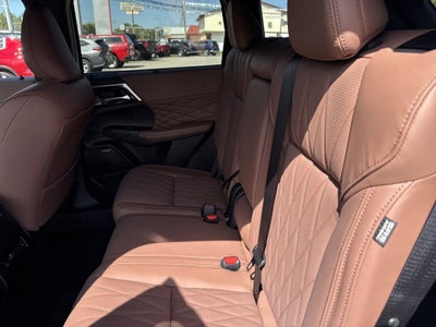 2025 Mitsubishi Outlander SEL