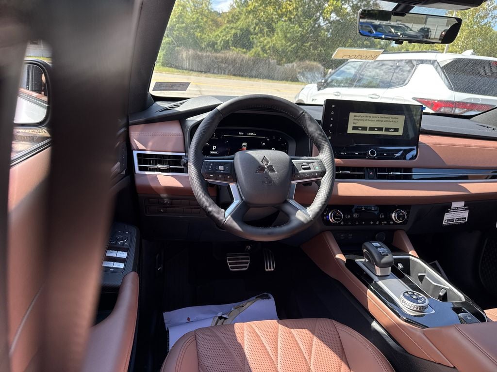2025 Mitsubishi Outlander SEL
