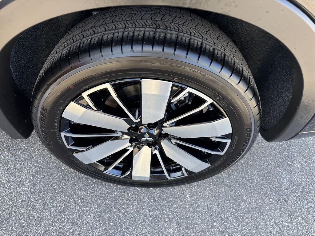 2025 Mitsubishi Outlander SEL