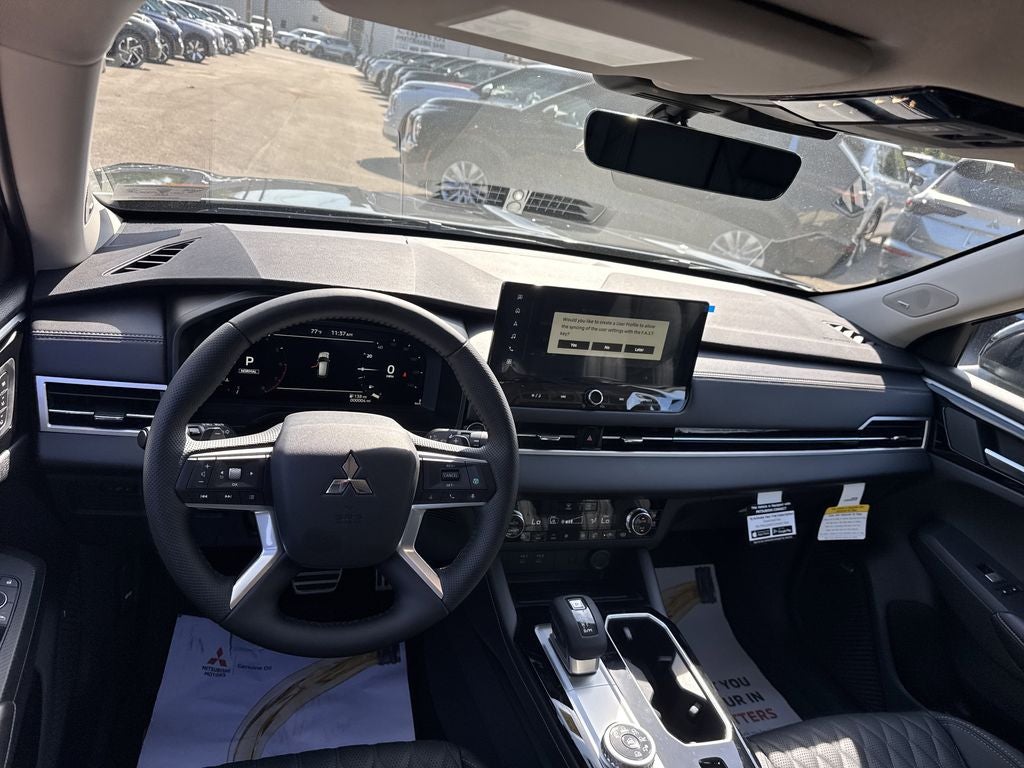 2025 Mitsubishi Outlander SEL