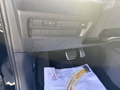 2025 Mitsubishi Outlander SEL